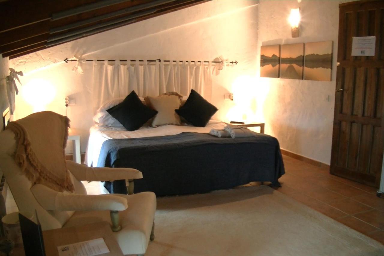 Casa Kisi Cottage, Rural Boutique Bed & Breakfast Colmenar Dış mekan fotoğraf