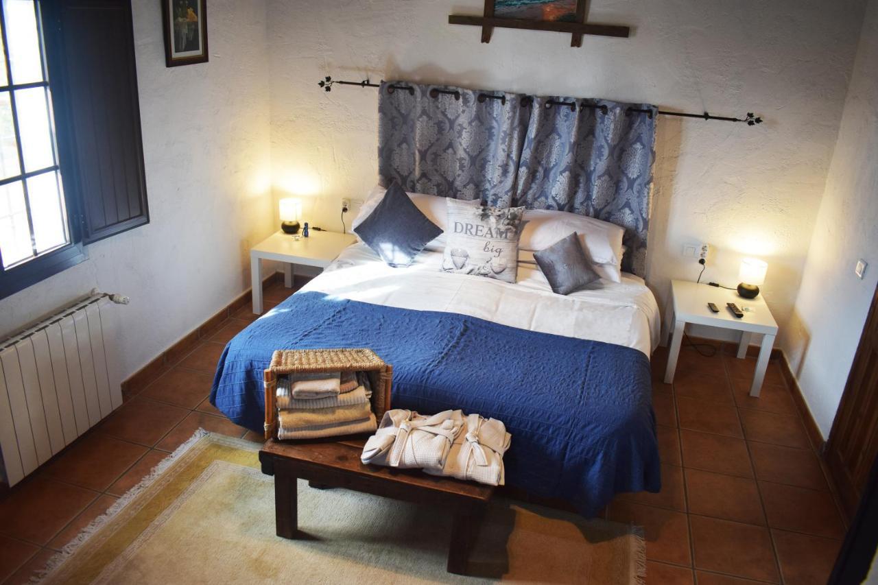 Casa Kisi Cottage, Rural Boutique Bed & Breakfast Colmenar Dış mekan fotoğraf